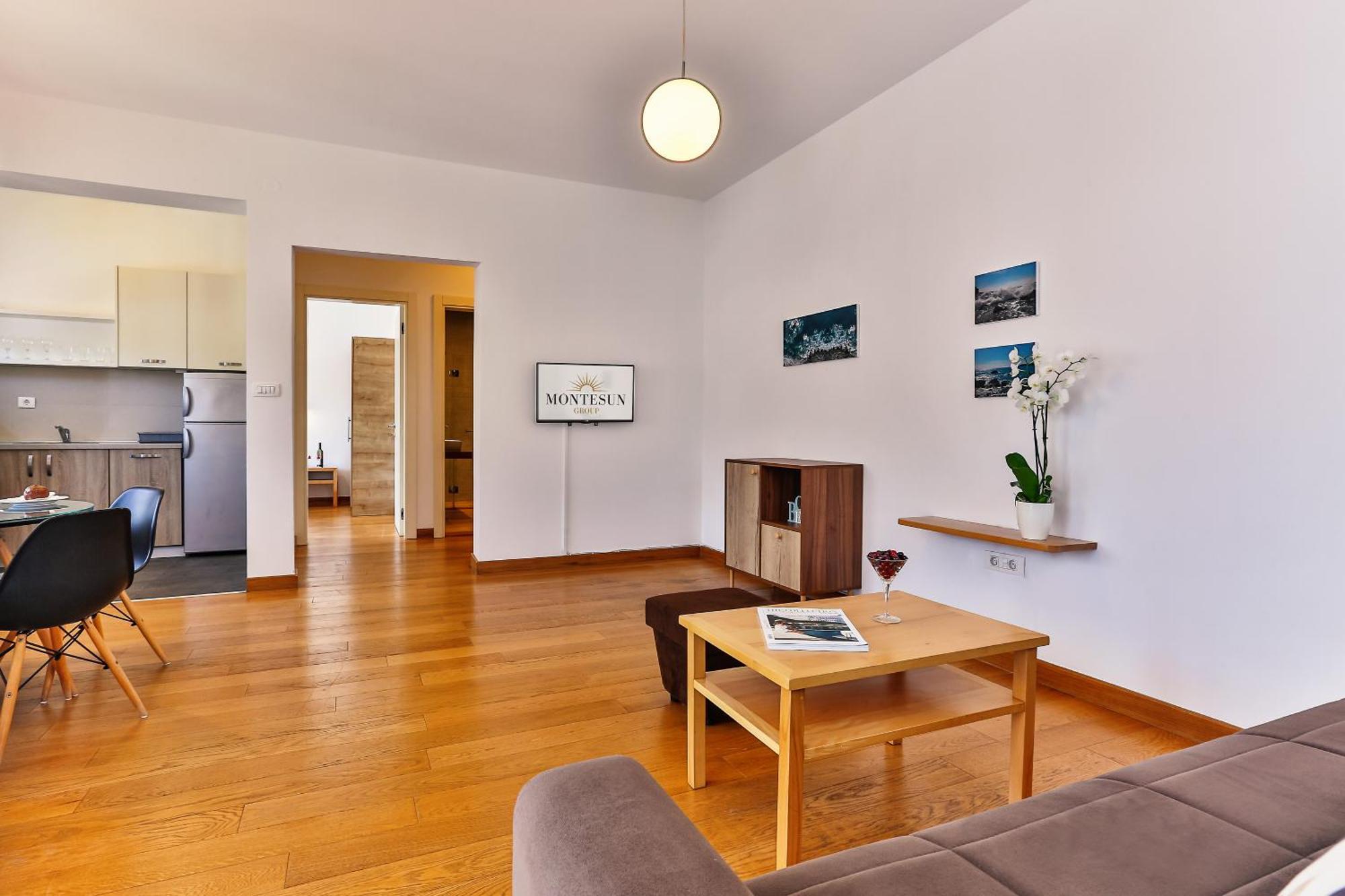 Apartment Montesun Budva